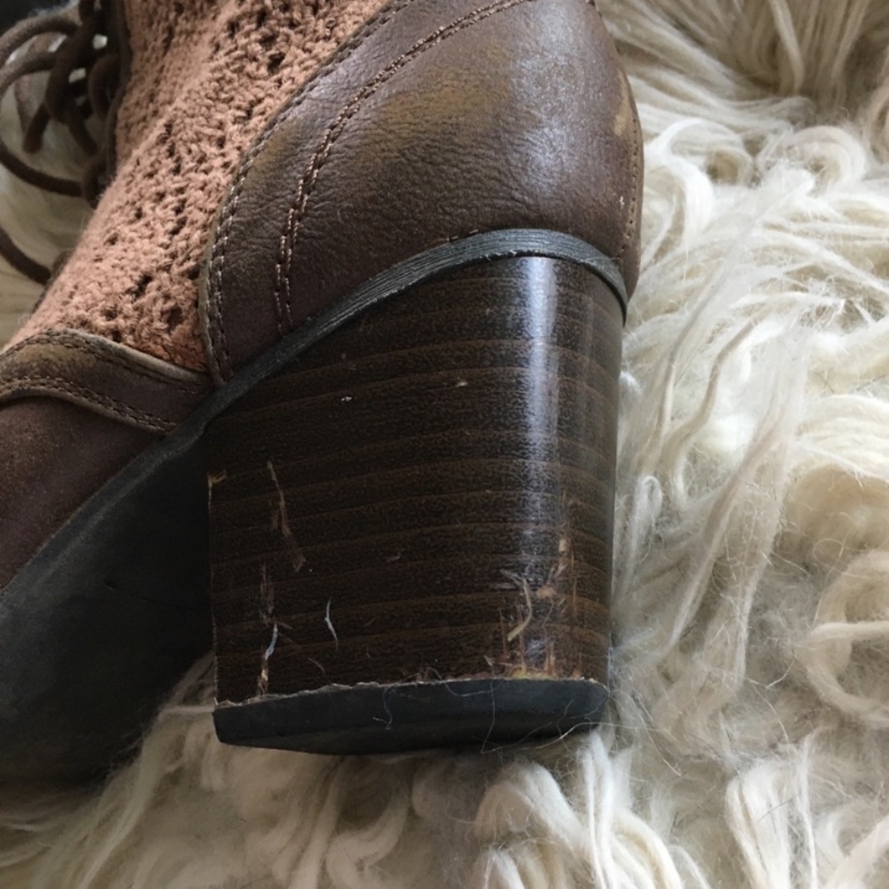 Francescas Boots - Picture 4 of 5